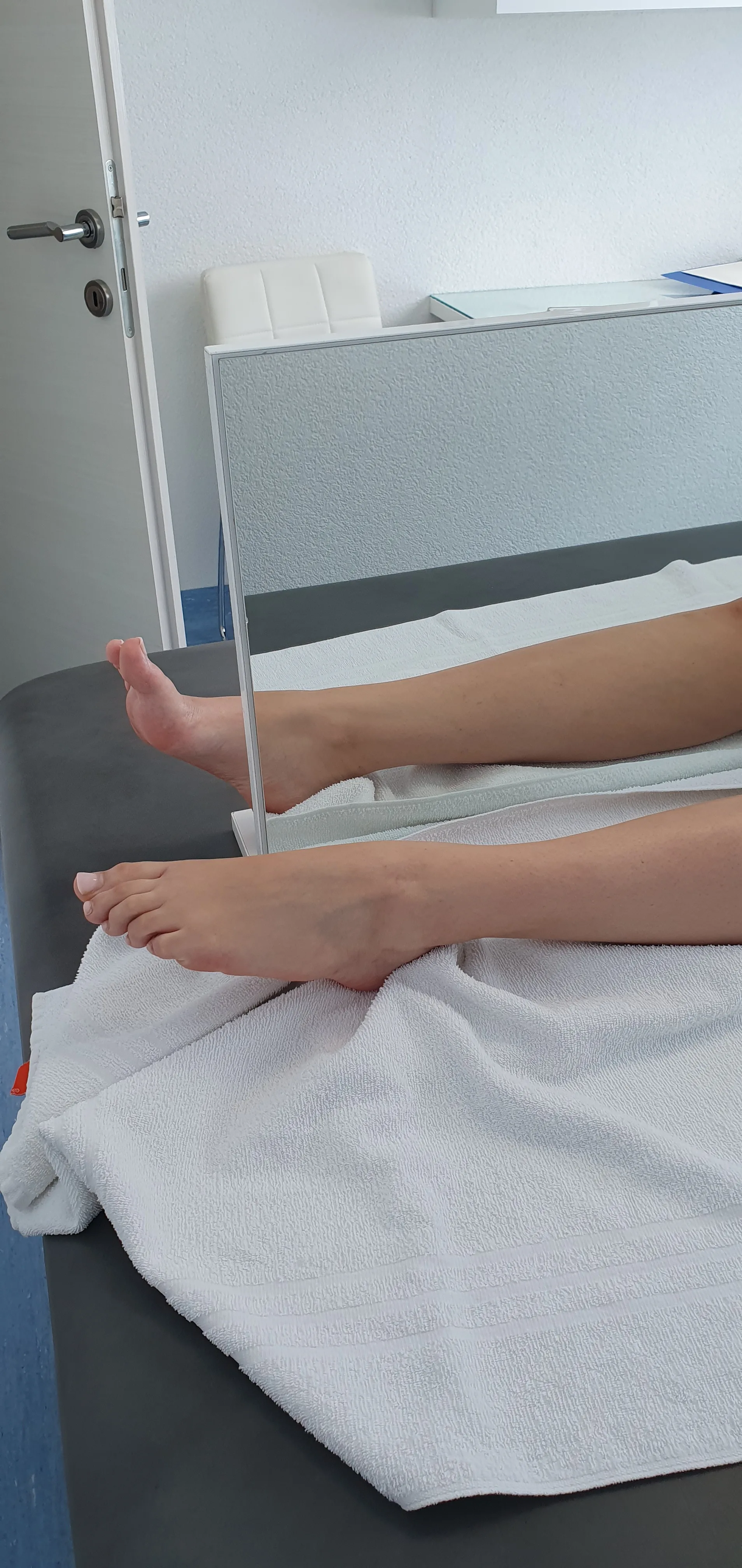 Mirror terapija — oporavak pokreta noge